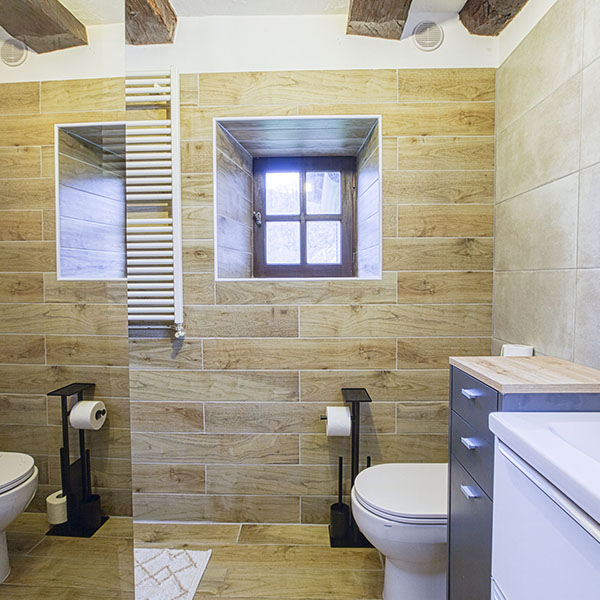 gite lestrebaldie aveyron salle de bain